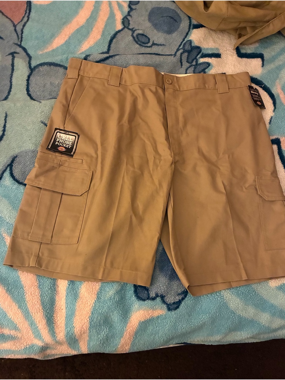 Dickies Tan Cargo Shorts with Cell Phone Pocket